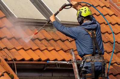 Démoussage et hydrofuge de toiture à Gazeran